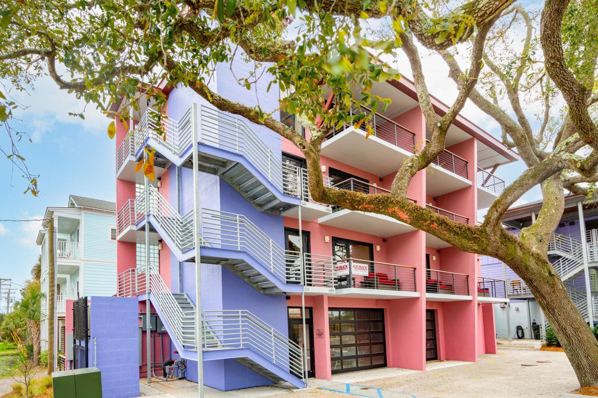 Boutique Vera Hotel In The Heart Of Folly Beach Extérieur photo
