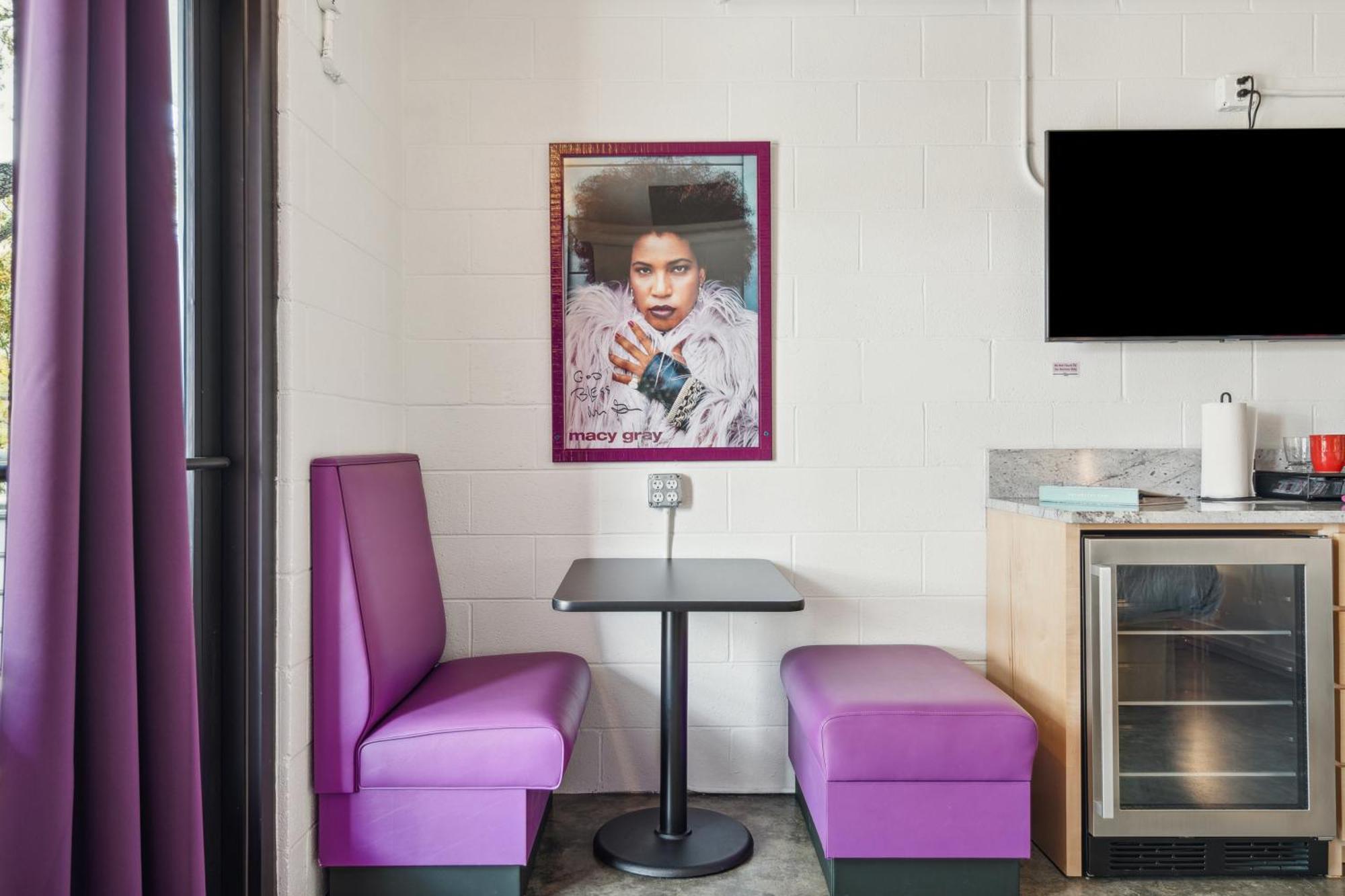 Boutique Vera Hotel In The Heart Of Folly Beach Extérieur photo